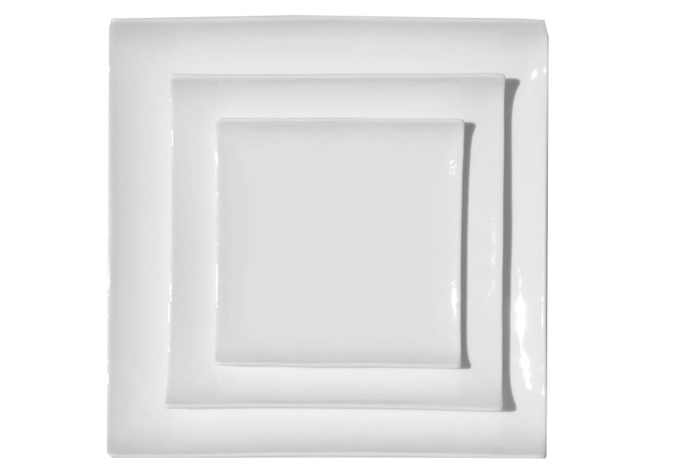 William-Fine Bone China Sq.Plate- Curled, 9.5"